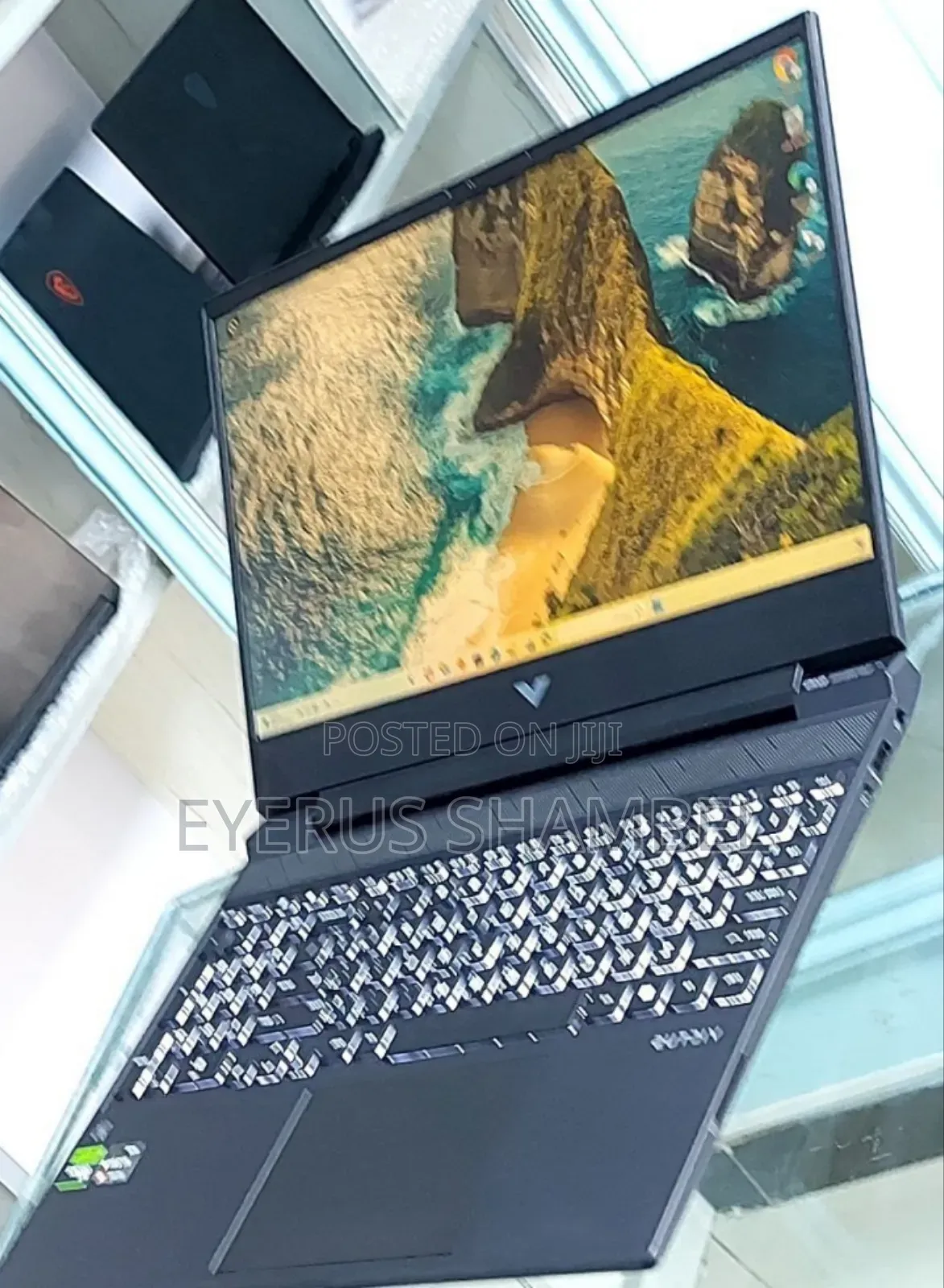 New Laptop HP Victus 15 8GB AMD Ryzen 5 SSD 512GB