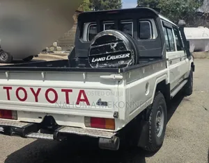 Toyota Land Cruiser 2020 White