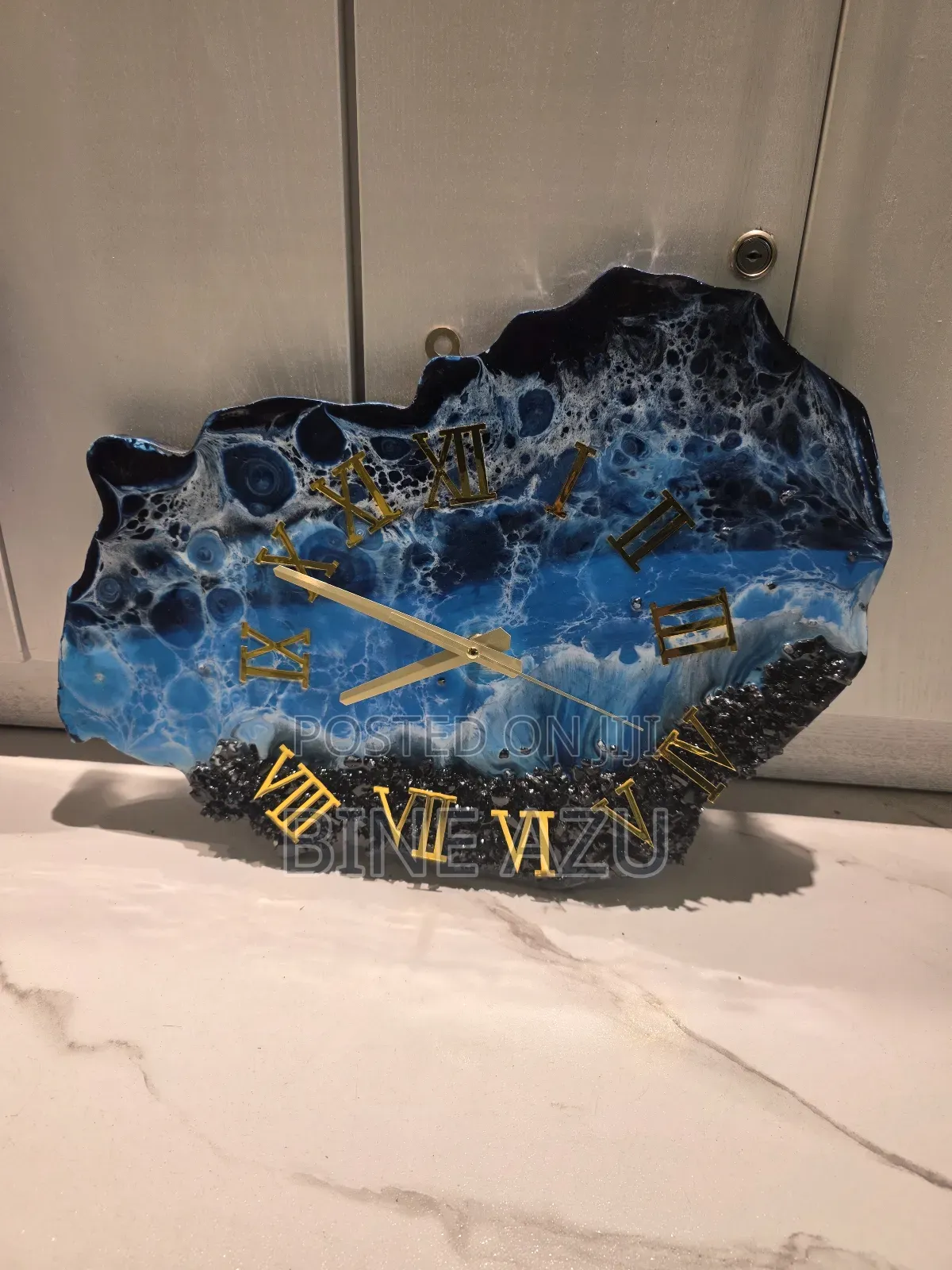 በእጅ የተሰራ ኢፖክሲ ሬዚን ሰዓት - ለቤት በረከት እና ለሠርግ ምርጥ ስጦታ