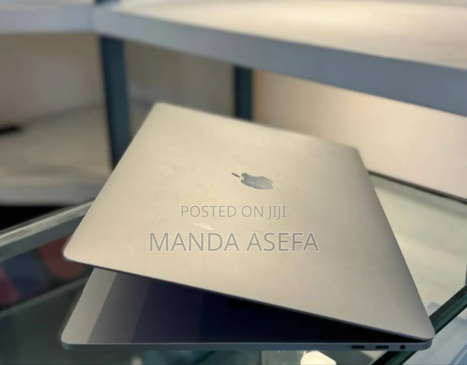 New Laptop Apple MacBook Pro 2016 16GB Intel Core I7 SSD 512GB