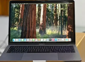 Photo - New Laptop Apple MacBook Pro 2019 16GB Intel Core I5 SSD 512GB