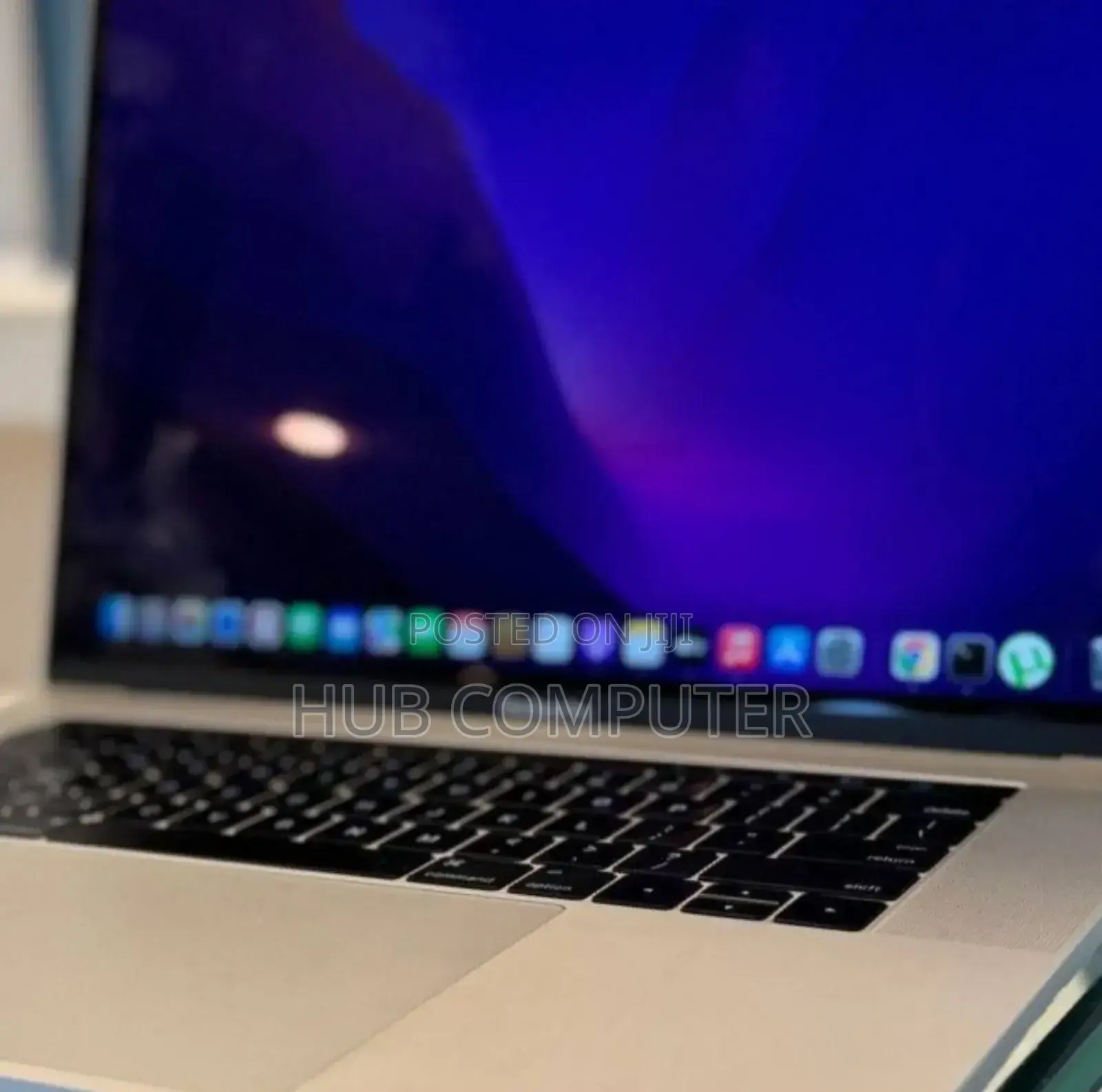 New Laptop Apple MacBook Pro 2016 16GB Intel Core I7 SSD 512GB