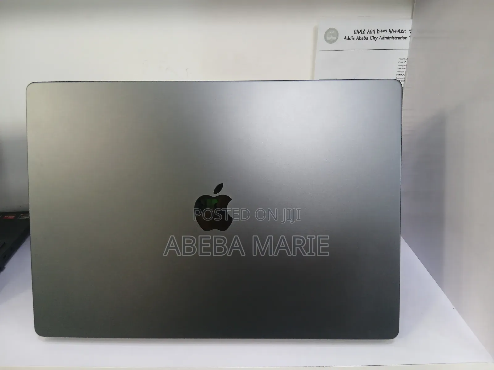 New Laptop Apple MacBook Pro 18GB Apple M3 Pro SSD 512GB