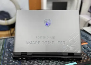 New Laptop MSI Crosshair 15 B12U 16GB Intel Core I7 SSD 1T