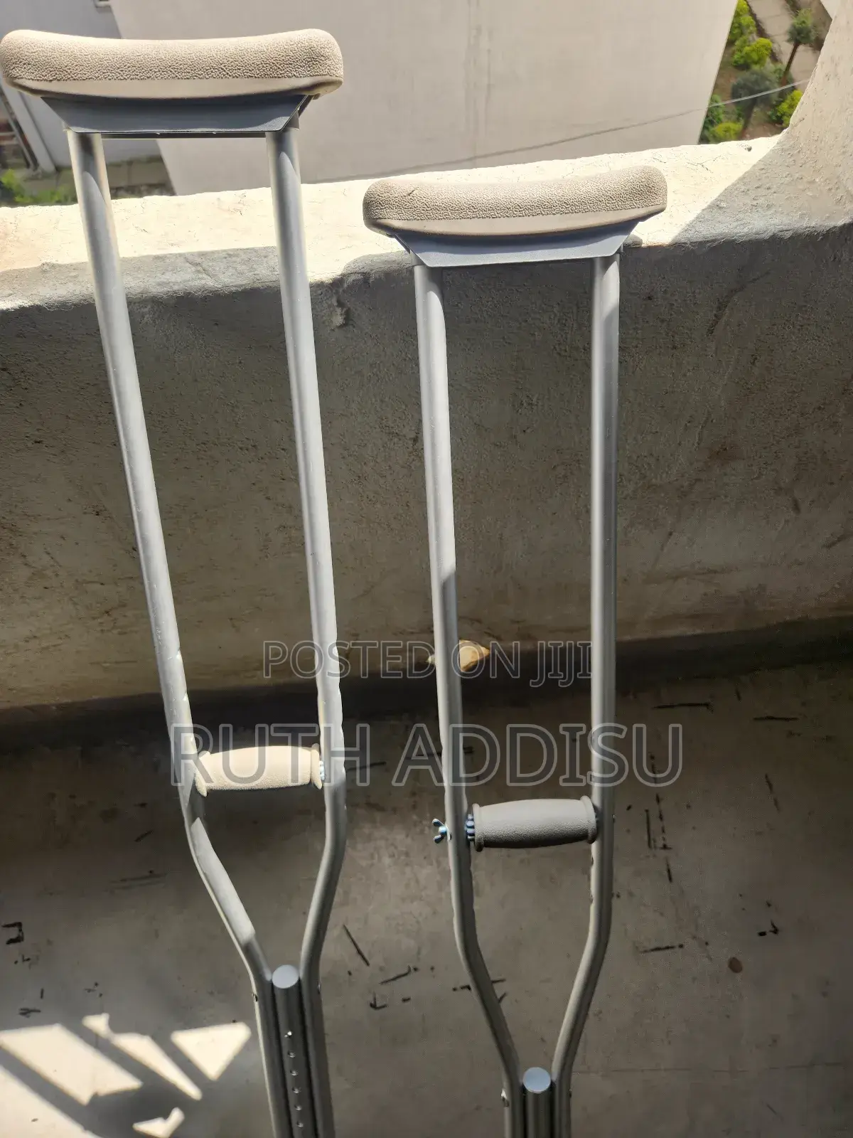 Axillary Bilateral Crutches較高brand New Stainless Axillary Crutches New