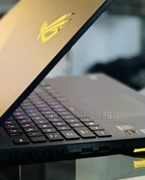 New Laptop Asus ROG Strix G731G 32GB Intel Core I9 SSD 2T