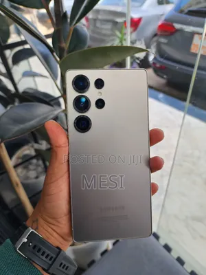 Photo - Samsung Galaxy S24 Ultra 512 GB Gray