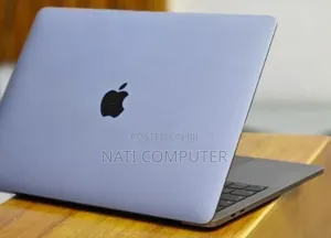 New Laptop Apple MacBook Pro 2019 16GB Intel Core I5 SSD 512GB
