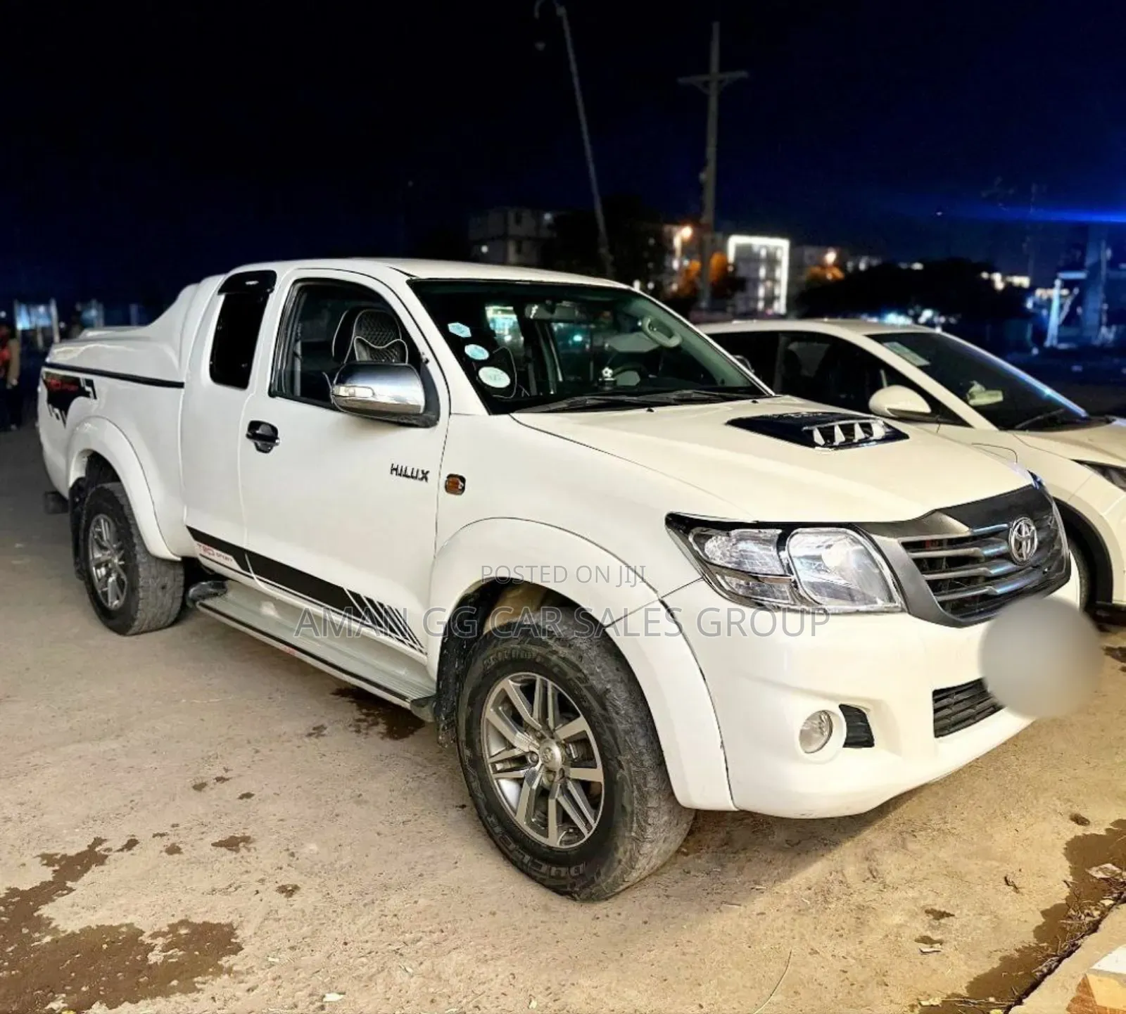 Toyota Hilux 2012 Ivory