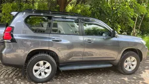 Toyota Land Cruiser Prado 2019 Maroon