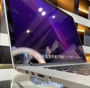 New Laptop Apple MacBook 2015 16GB Intel Core I7 SSD 256GB