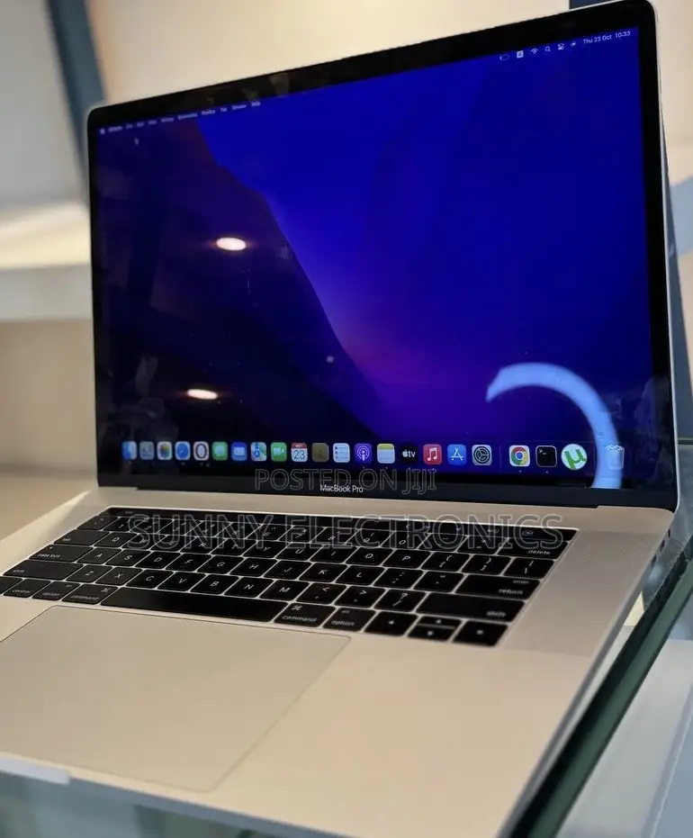 New Laptop Apple MacBook Pro 2016 16GB Intel Core I7 SSD 512GB