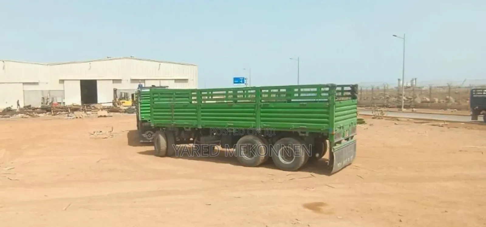 Sino Truck 2020 ተሳቢ አለው