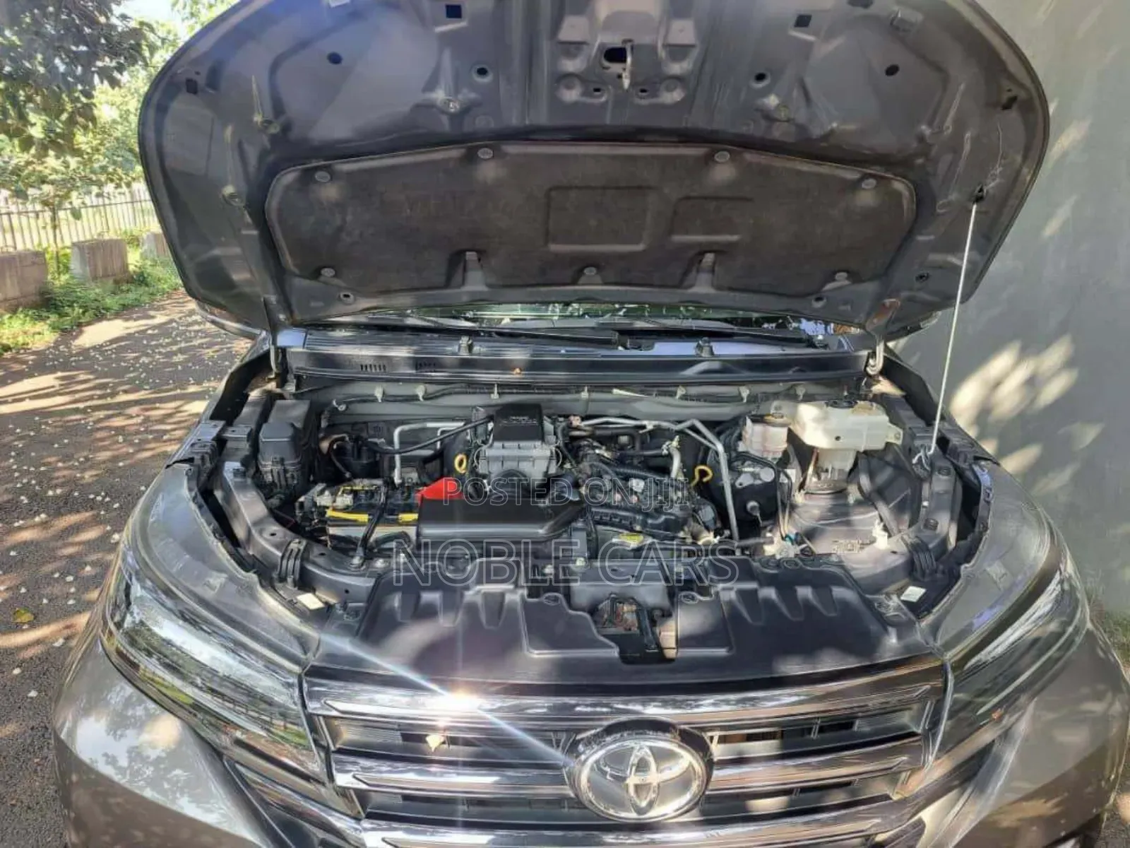 Toyota Rush 2022 Gold