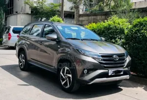 Toyota Rush 2022 Gold