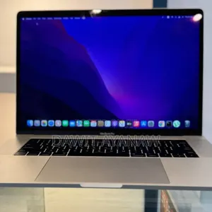 New Laptop Apple MacBook Pro 2016 16GB Intel Core I7 SSD 512GB