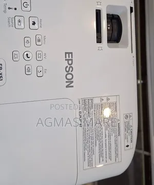 Epson Projector Model: Eb-X51 Has: Bag Remote