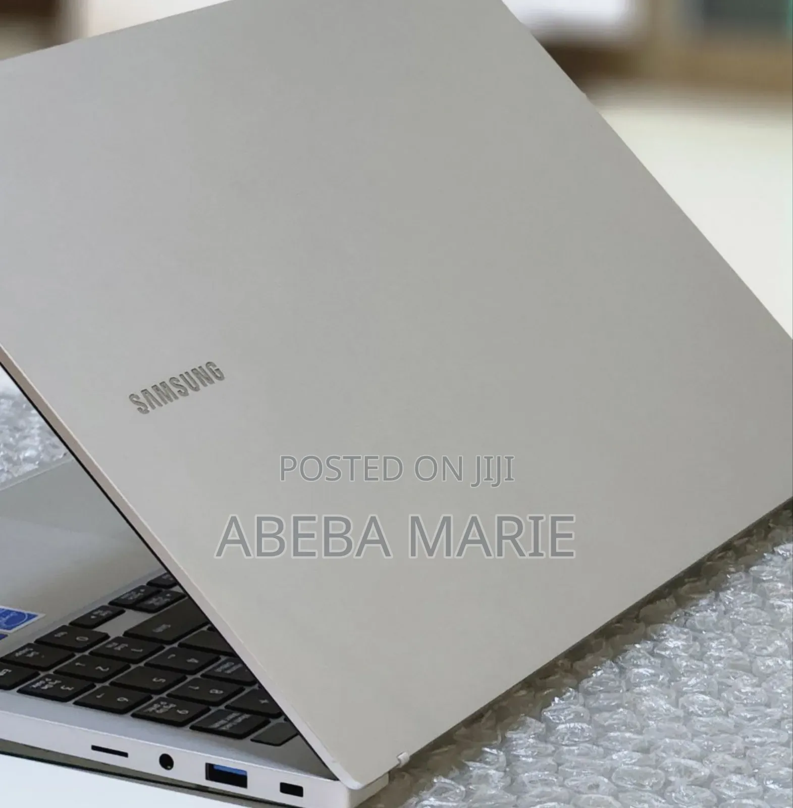 New Laptop Samsung 8GB Intel Core I5 SSD 256GB