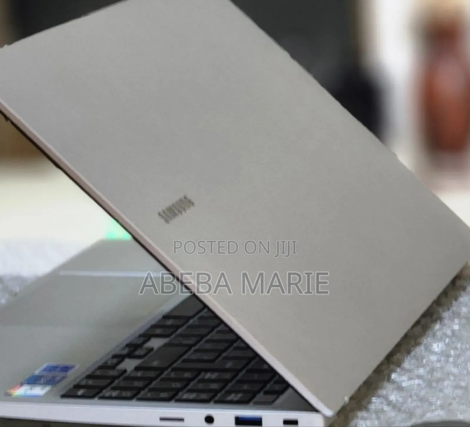 New Laptop Samsung 8GB Intel Core I5 SSD 256GB