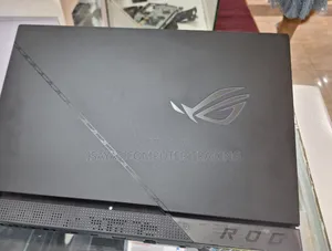 New Laptop Asus ROG Strix G15 16GB Intel Core i9 SSD 1T