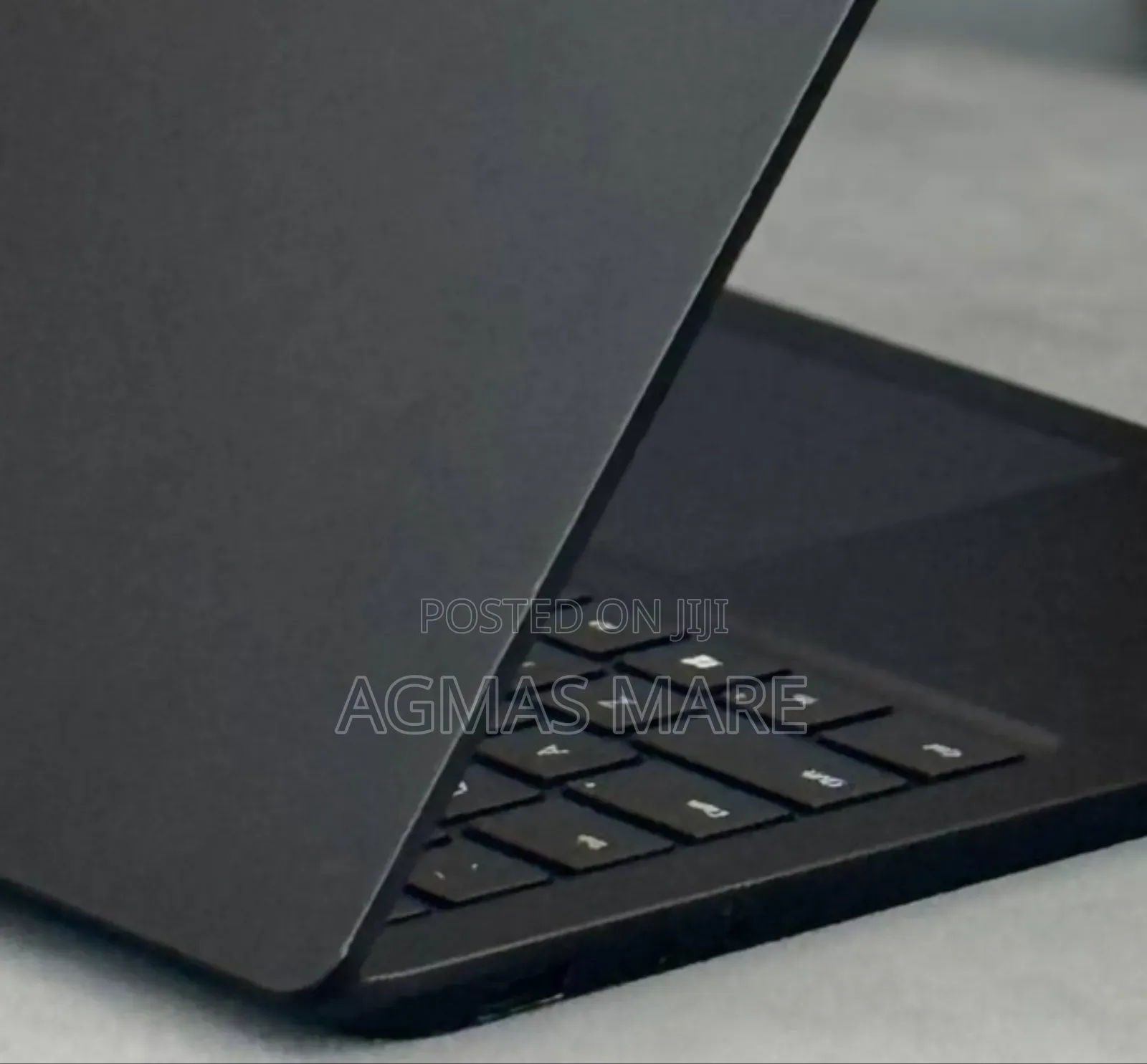 New Laptop Microsoft Surface 8GB Intel Core I7 SSD 256GB
