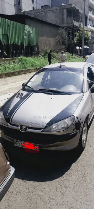 Photo - Peugeot 206 2004 Silver