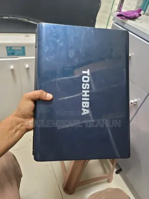 Photo - Laptop Asus VivoBook 15 X505BA 4GB Intel Celeron HDD 320GB