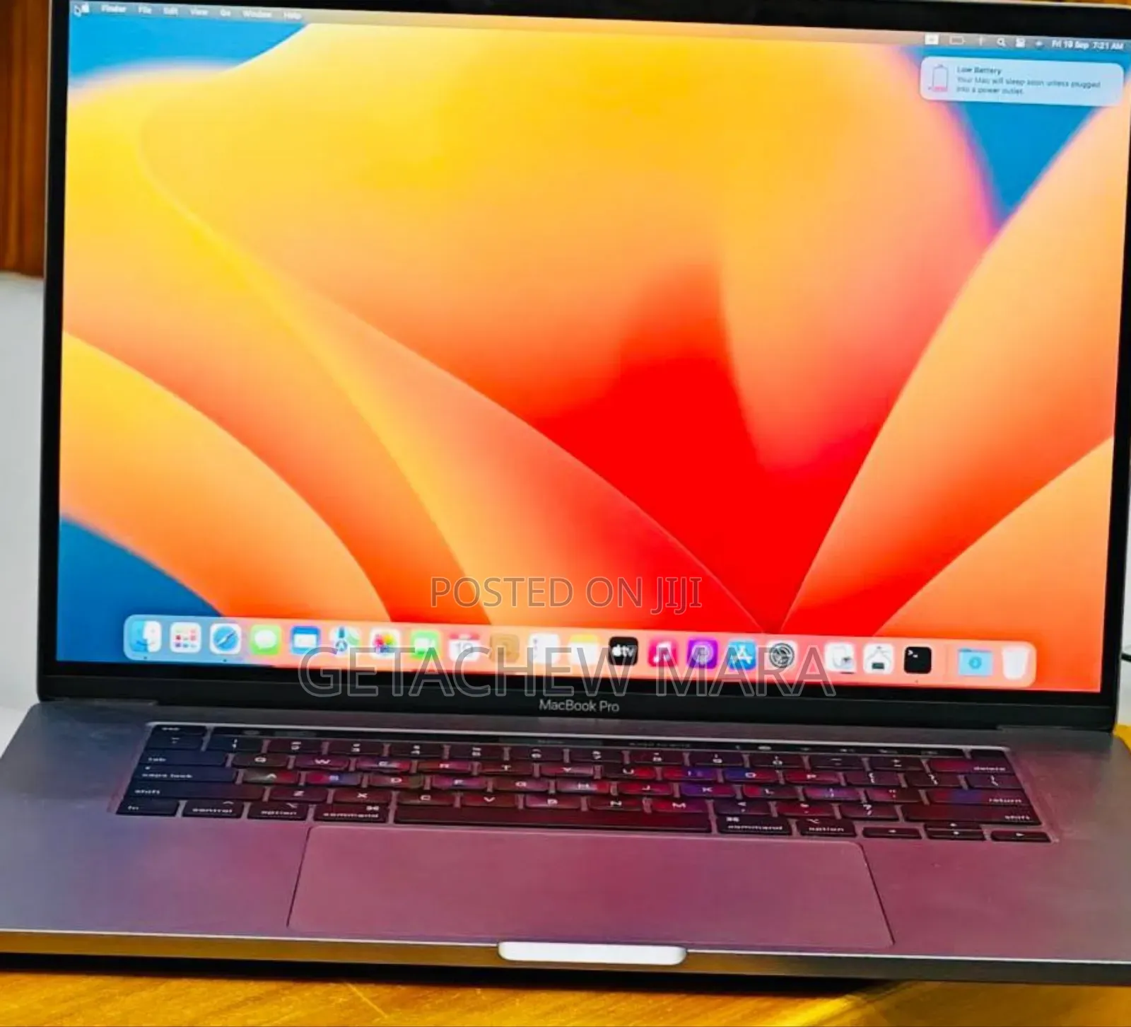 New Laptop Apple MacBook Pro 2019 16GB Intel Core I7 SSD 512GB