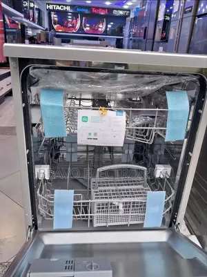  Midea 12-Plate Dishwasher – Smart, Silent Sparkling Clean! 