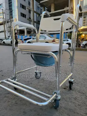 Photo - Bath Wheelchair W/ Wheels燄孩rear Locking Wheels¤∂Toilet Chair