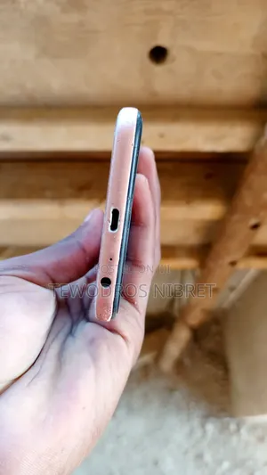 Samsung Galaxy J4 Core 16 GB Gold