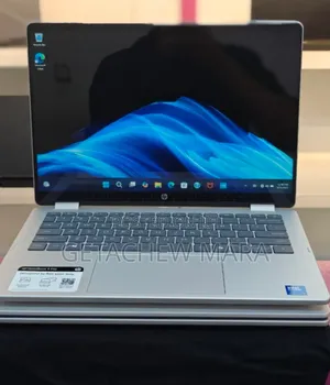 New Laptop HP OmniBook 5 Flip 8GB Intel Core I5 SSD 512GB