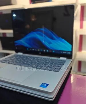 New Laptop HP OmniBook 5 Flip 8GB Intel Core I5 SSD 512GB