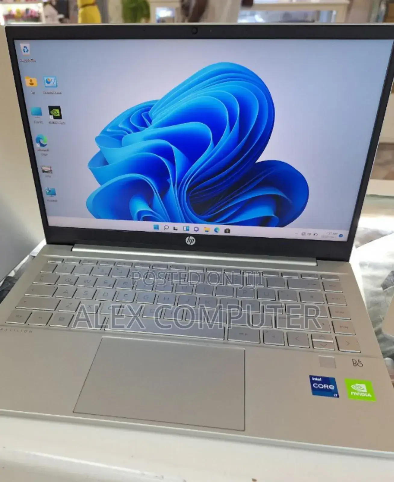 New Laptop HP Pavilion 14 16GB Intel Core I7 SSD 512GB
