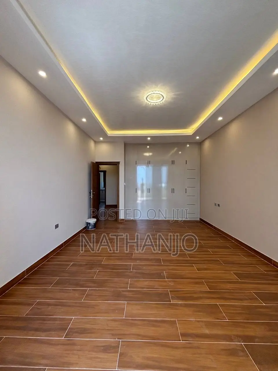 3bdrm Apartment in Yeka for rent