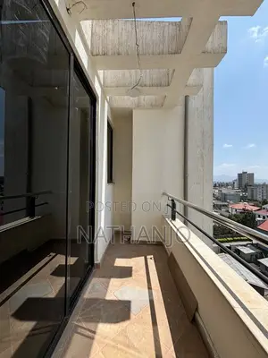 3bdrm Apartment in Yeka for rent