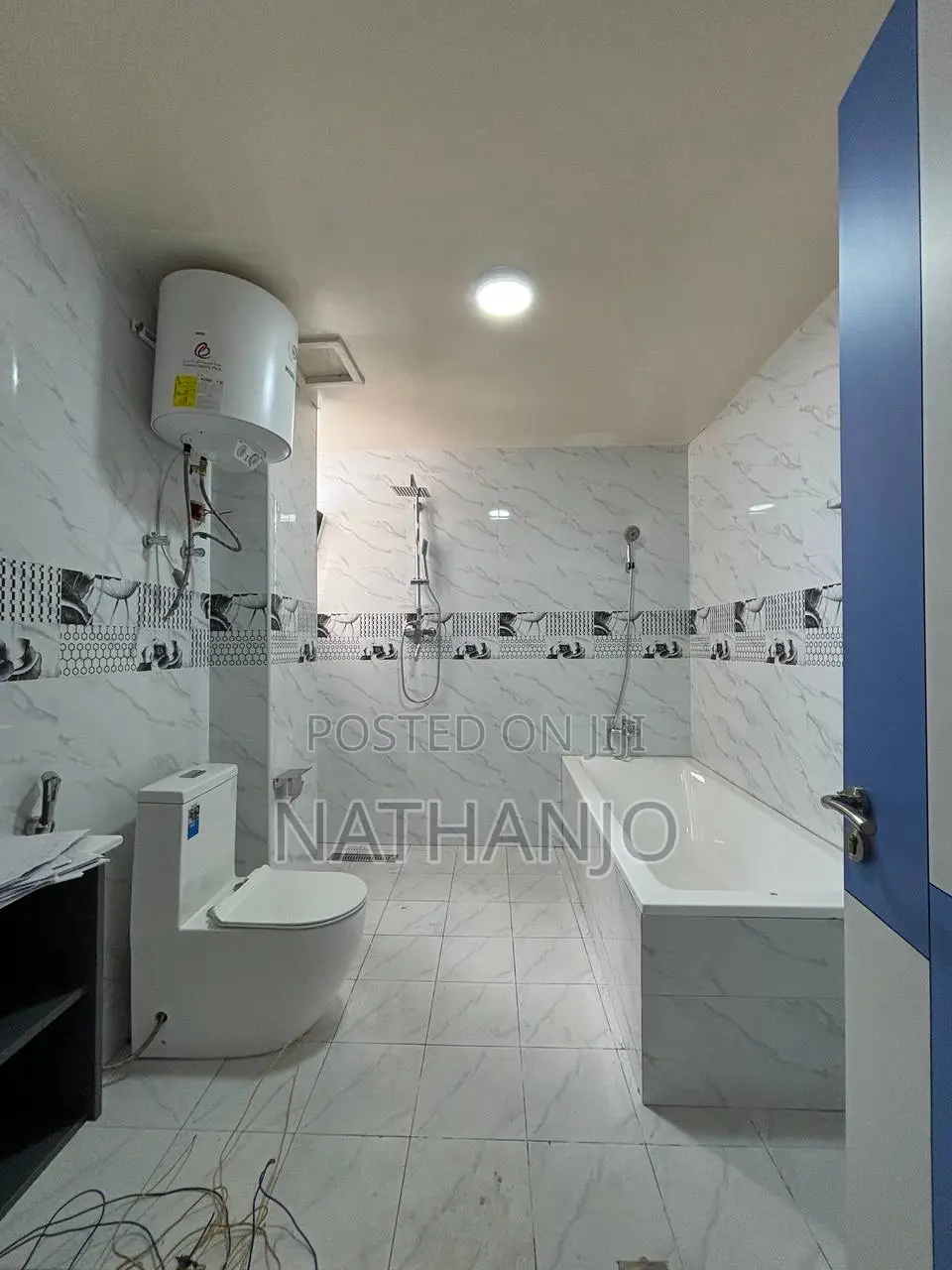 4bdrm Apartment in Yeka for rent