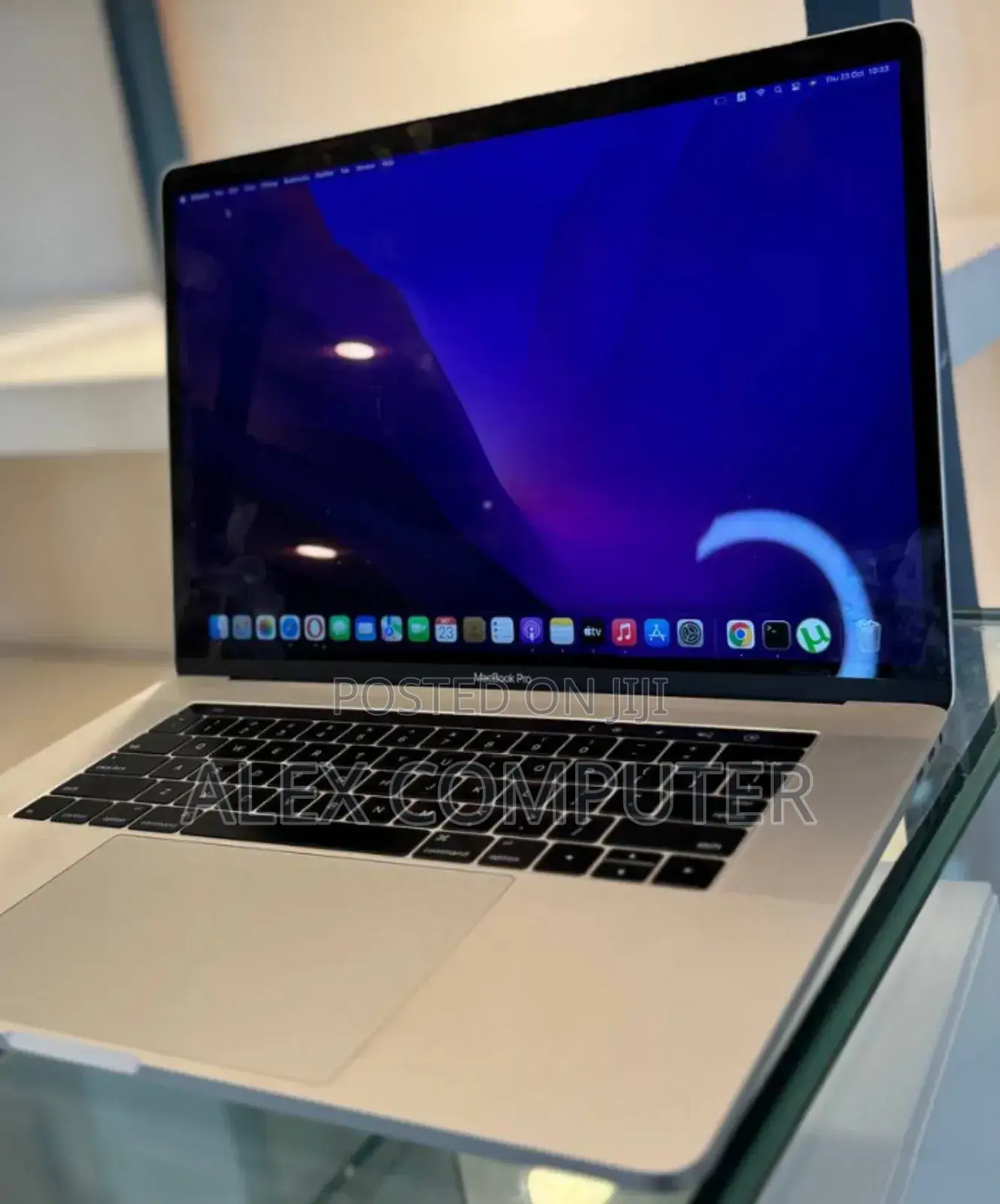 New Laptop Apple MacBook Pro 2016 16GB Intel Core I7 SSD 512GB