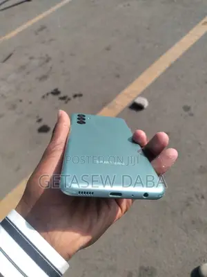 Photo - New Samsung Galaxy M13 64 GB