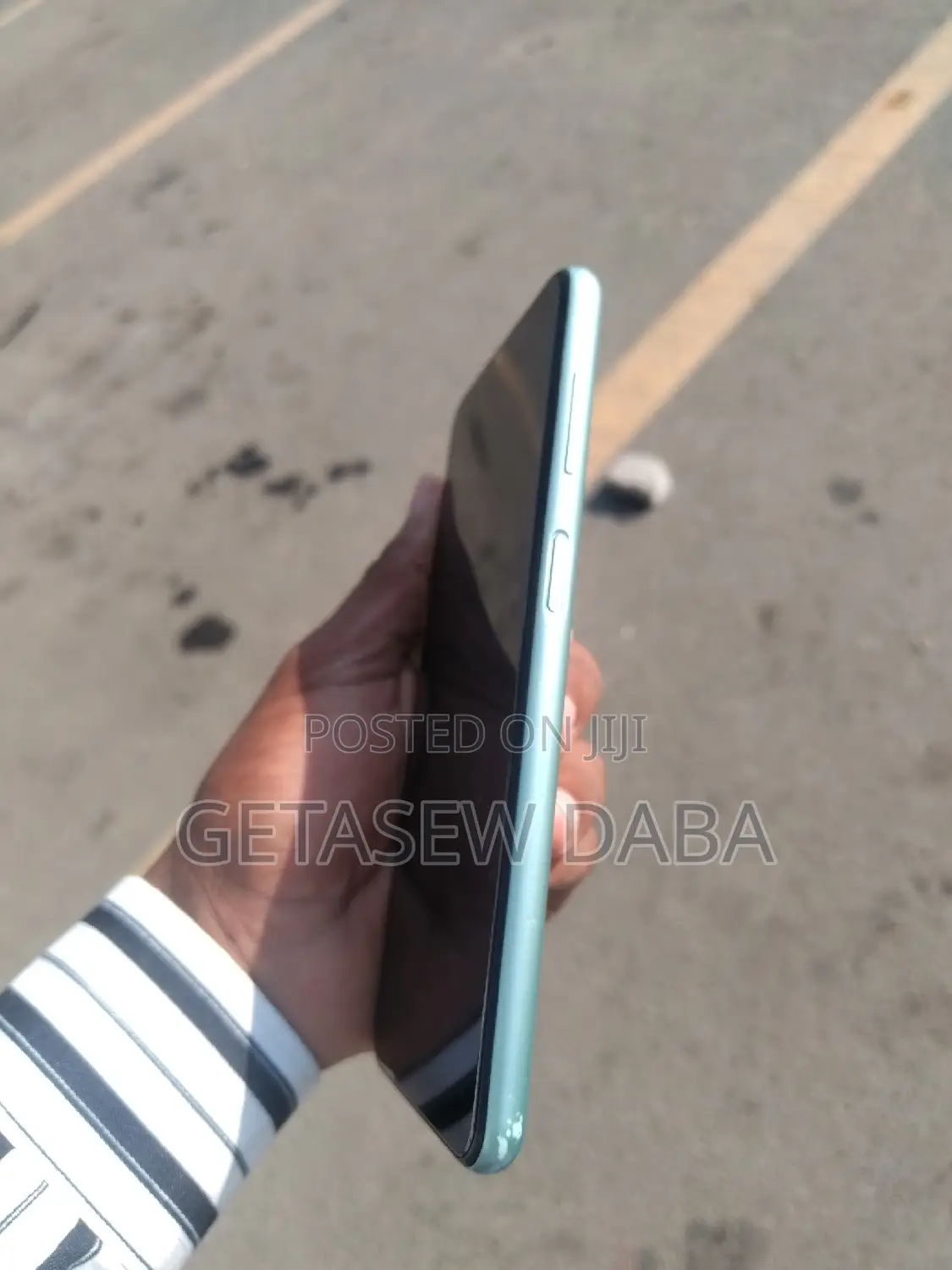 New Samsung Galaxy M13 64 GB