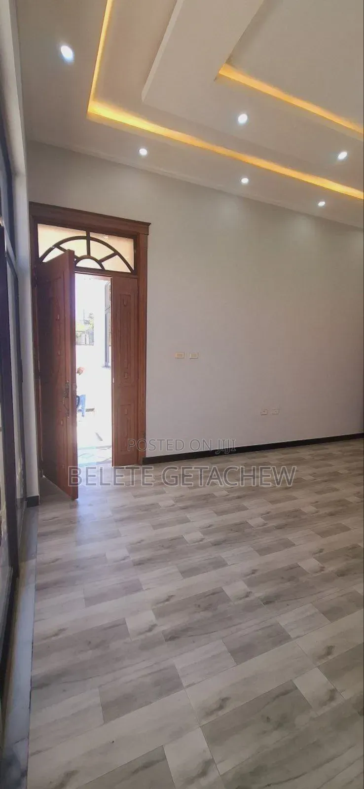 3bdrm Villa in Semit, Luxury Villa, Bole for sale