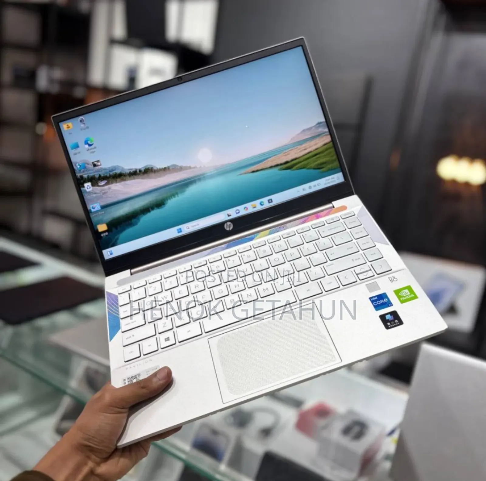 New Laptop HP Pavilion 14 16GB Intel Core I7 SSD 512GB