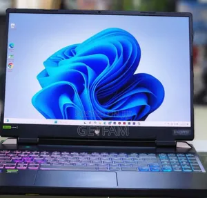 New Laptop Acer Predator Helios 300 16GB Intel Core I9 SSD 1T