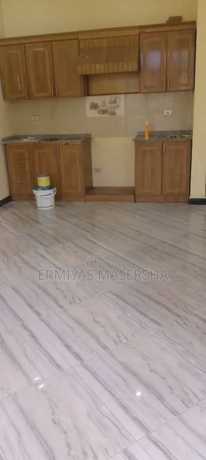 Furnished 5bdrm Villa in Yeka for sale