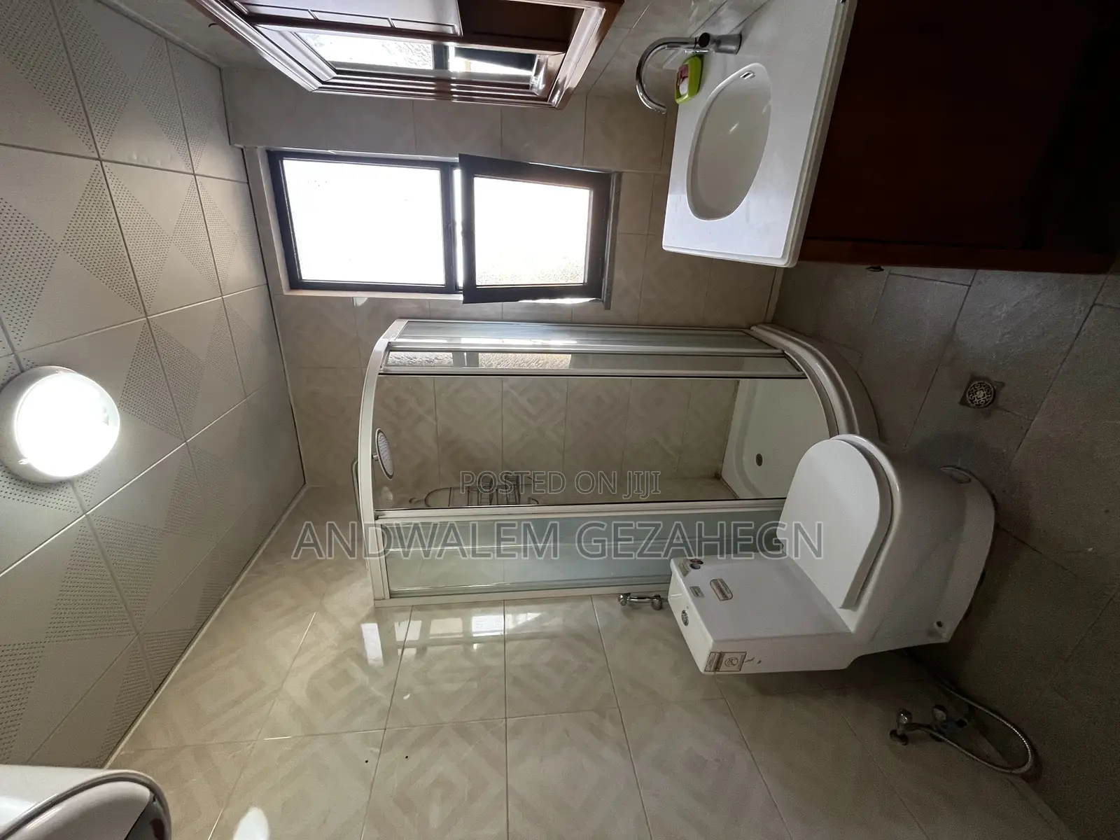 Furnished 3bdrm Apartment in Shola Apartments, Bole for rent