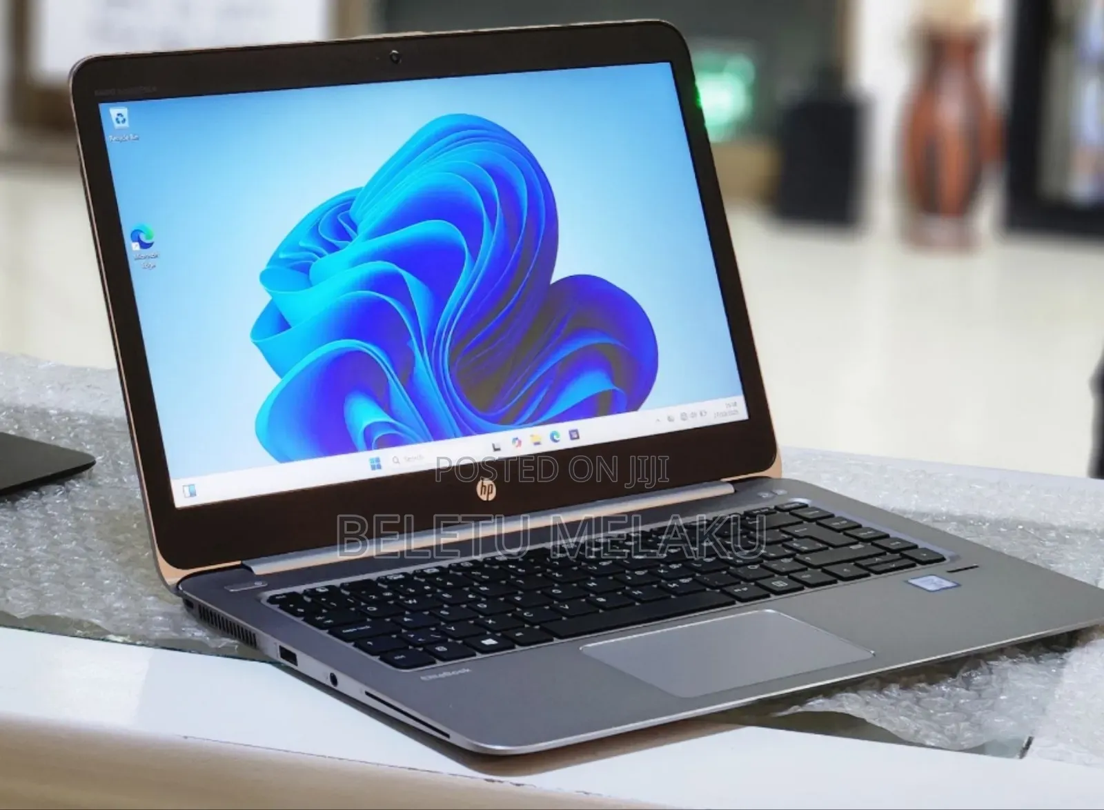 New Laptop HP EliteBook Folio 1040 G3 8GB Intel Core I9 SSD 256GB