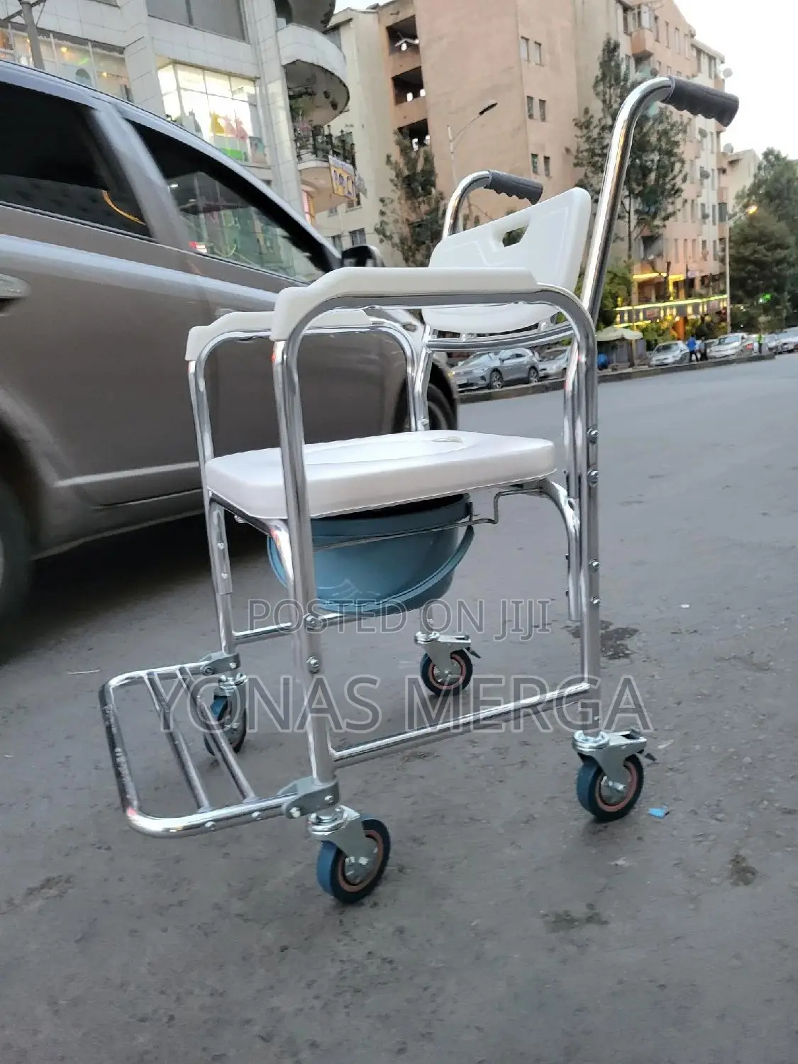 Commode/Toilet Chair焓፻disabled(White+U Shape Cushion∞Adult Potty Chair