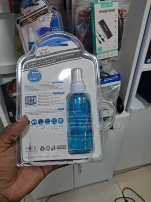 Photo - Laptop Screen Cleaner