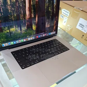 Photo - New Laptop Apple MacBook Pro M1 16GB Apple M1 Pro SSD 1T
