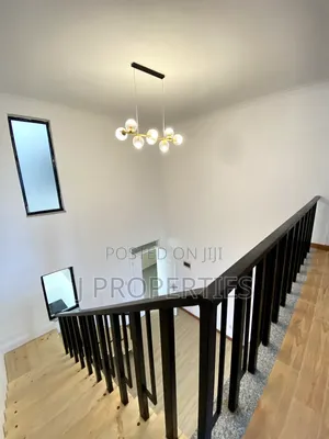 2bdrm Duplex in Kirkos for rent